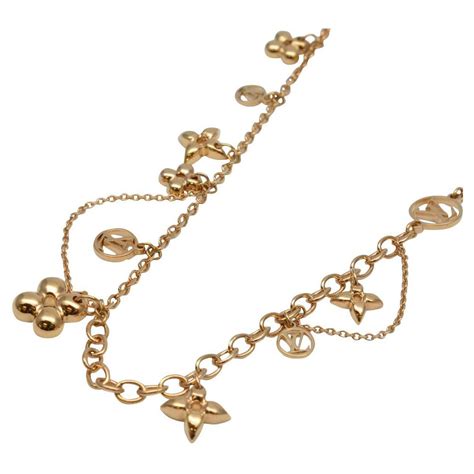 louis vuitton necklace.|Louis Vuitton monogram necklace.